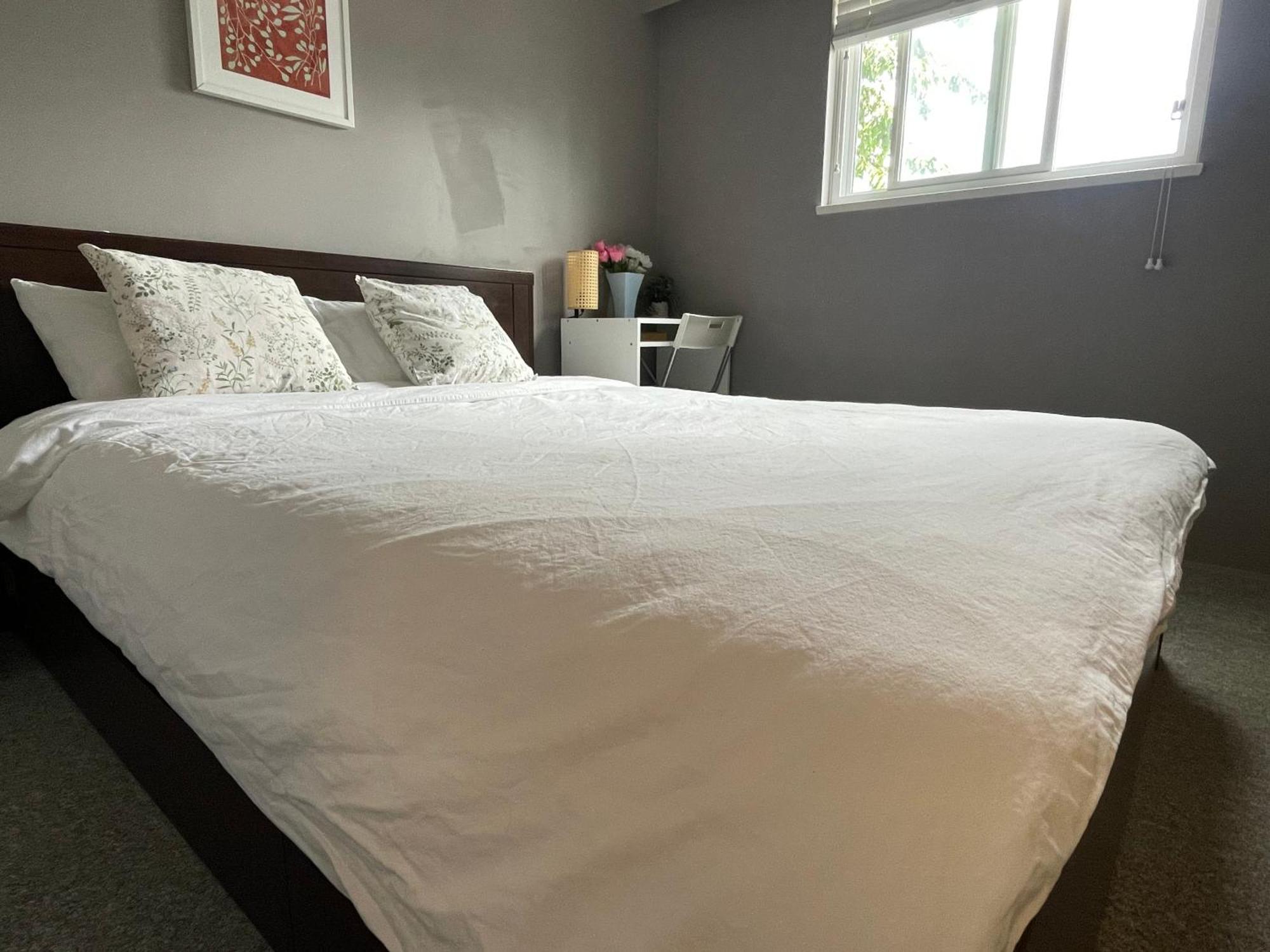 Private Room With Queen Bed In Richmond 202 エクステリア 写真
